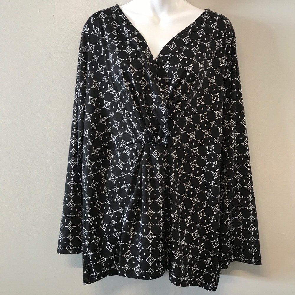 NWOT Classy Cool 2X Top